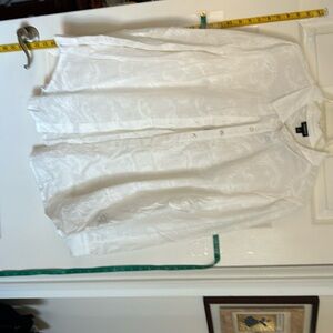 Torrid embroidered button up shirt. White cotton. Size 2 (2X or 18).